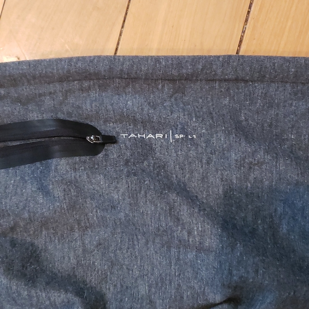 Tahari Mens sweatpants